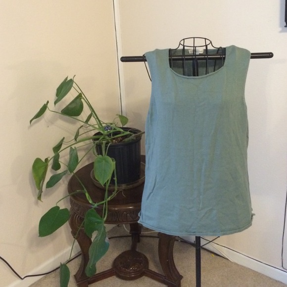 Green Sweater Top