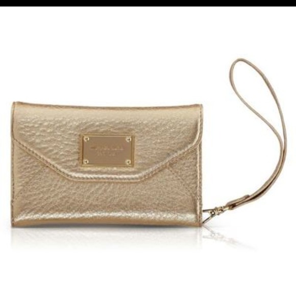 NEW Michael Kors Iphone 4 Wristlet Clutch