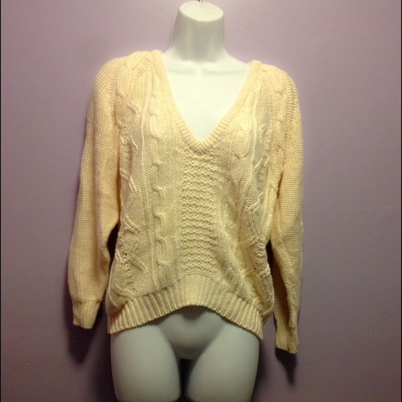 🚫SOLD🚫Slouchy vintage sweater