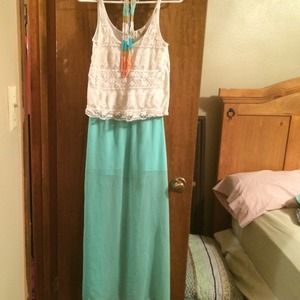 Bundled cream lace tank and teal maxi skirt!