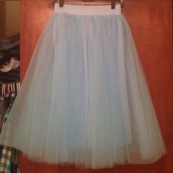 NWT TULLE MIDI