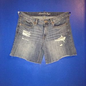AE bermuda shorts size 12