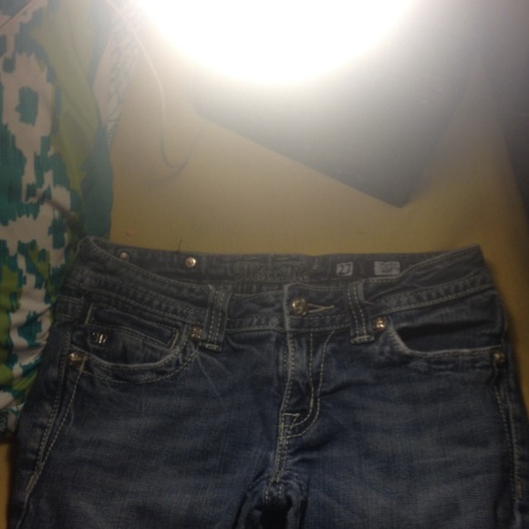 Miss mes - Picture 2 of 2