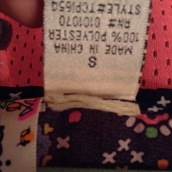 Aztec pattern shirt - Picture 2 of 2