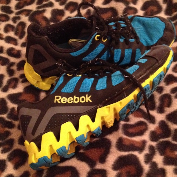reebok tennis shoes