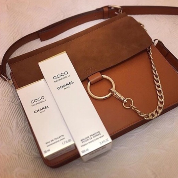 Cute Brown Mini Cross body structured bag - Picture 2 of 2