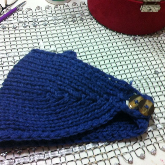 Winter hat - Picture 3 of 3
