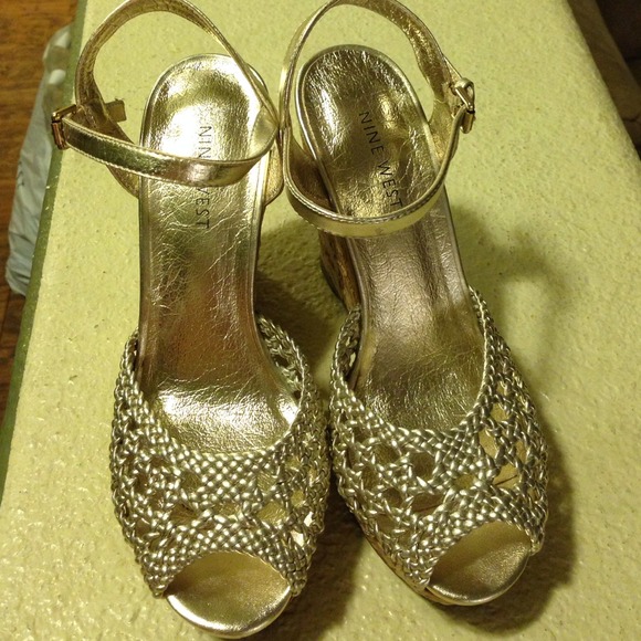 Gold wedges.