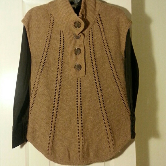 🎉🎉🎉HP!  8/9/14🎉🎉🎉 BCBG Camel Sweater Vest