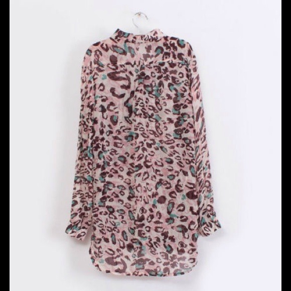 PASTEL LEOPARD PRINT BLOUSE NWOT - Picture 3 of 4