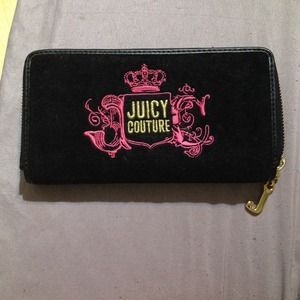 Juicy couture velour zip wallet