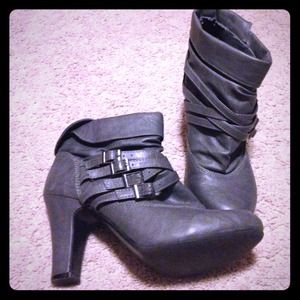 Grey Ankle Booties💕