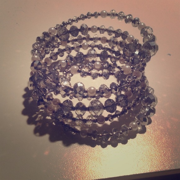 Cute spiral bracelet.