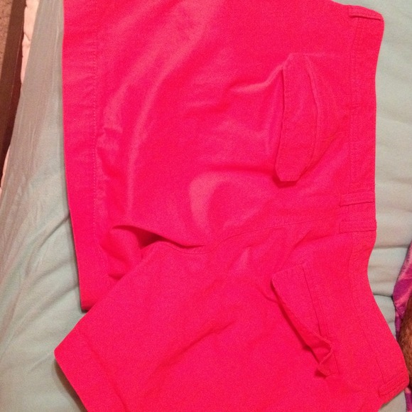 Coral colored shorts, size 16, old navy - Picture 2 of 2