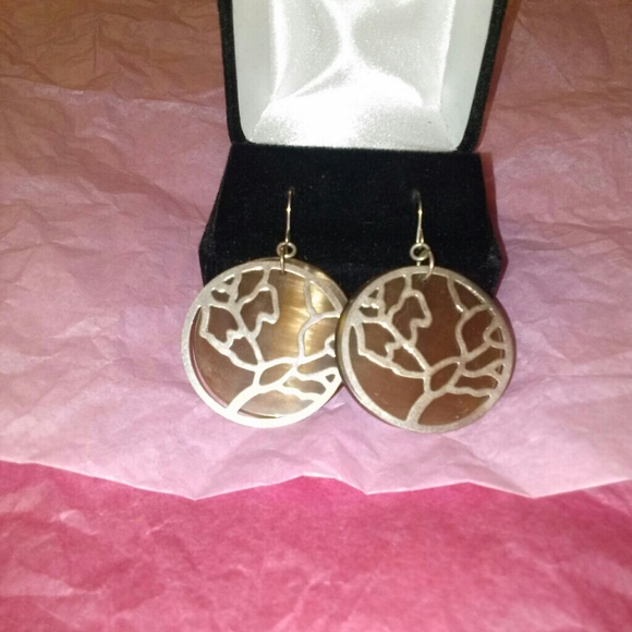 Tree "Style" Earrings - Picture 2 of 2