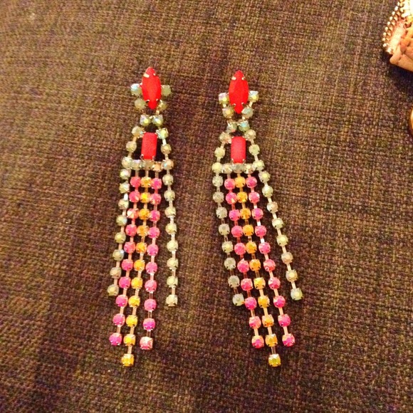 Gorgeous jeweled earrings!