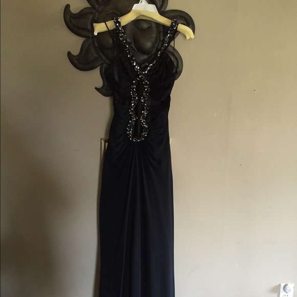 Prom dress - Picture 3 of 4