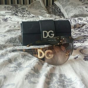 authentic D&G sunglasses!!