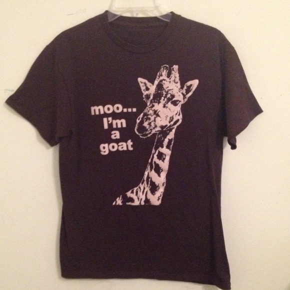 Brown short sleeve t-shirt