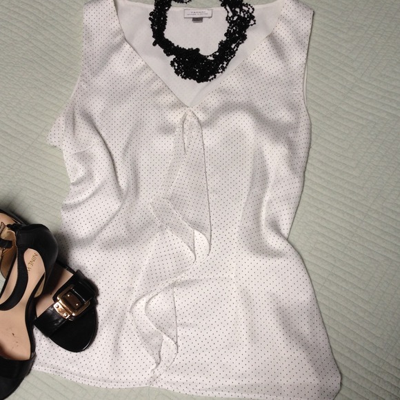 Pretty Micro-Dot Sleeveless Top