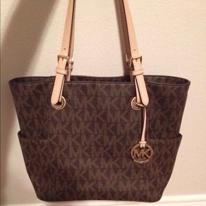 Michael Kors Tote