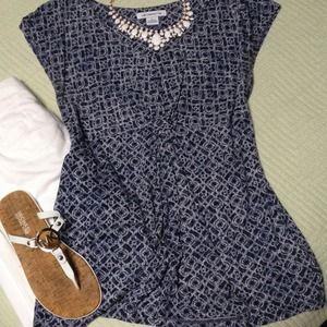 Feminine Blue & White Summer Top