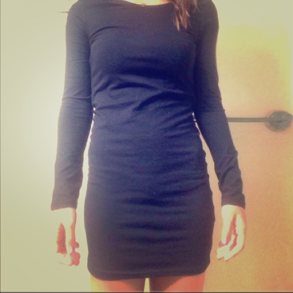 Little black dress every girl needs💓