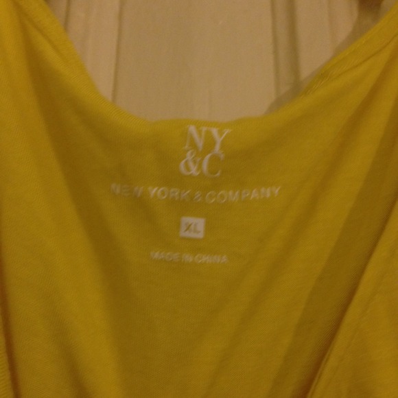 Cold shoulder top - Picture 4 of 4