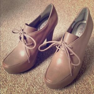 "Me too" Taupe pumps