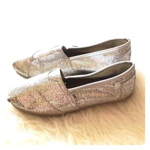 Silver sparkle toms