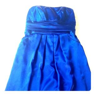 David's Bridal Blue Strapless Bridesmaid dress