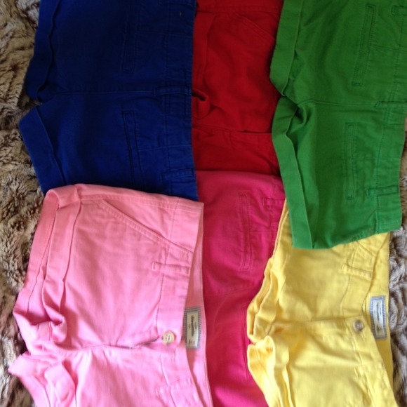 Abercrombie colored shorts!!