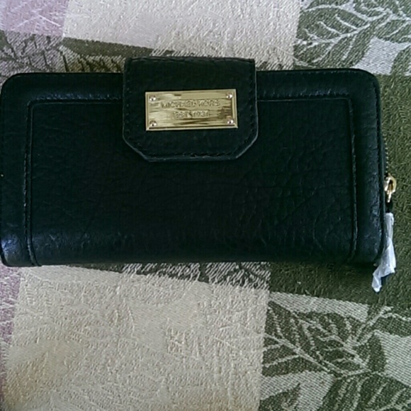 Michael kors wallet OBO