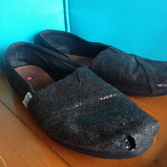 Sparkly Black Bobs