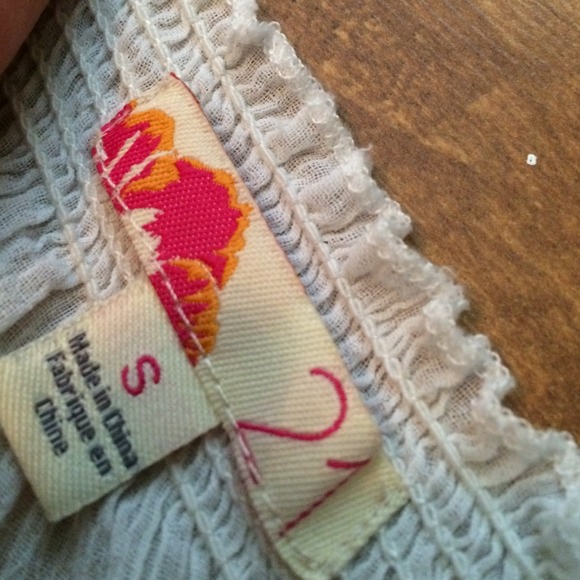 Forever 21 blouse - Picture 4 of 4