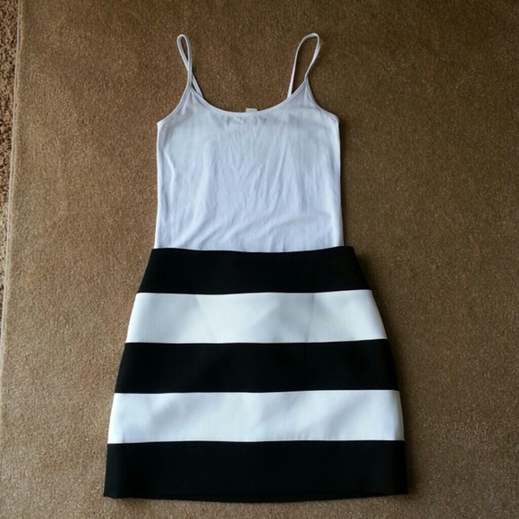 Zara black and white striped skirt