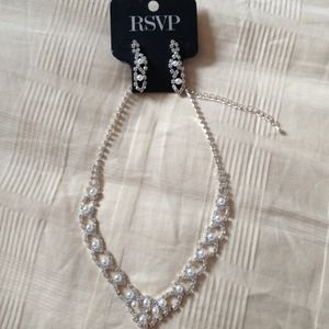Formal earrings