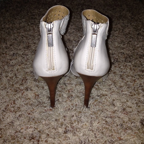 SOLD***Host Pick!!! Boutique 9 sandal - Picture 4 of 4