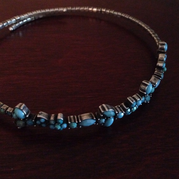 Cute choker!