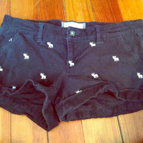 Abercrombie navy shorts with white mooses