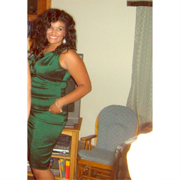 Emerald green formal dress