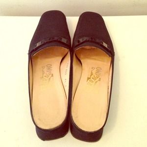 SALVATORE FERRAGAMO SLIP-ONS