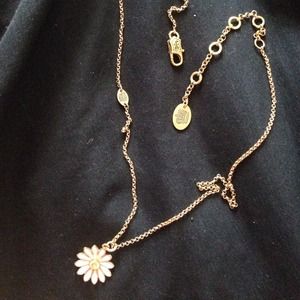 Juicy Couture daisy necklace