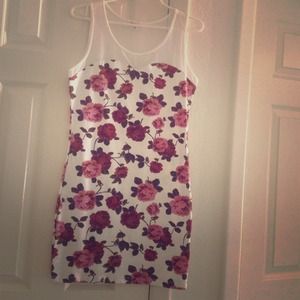 Sexy, cream and floral forever 21 dress!
