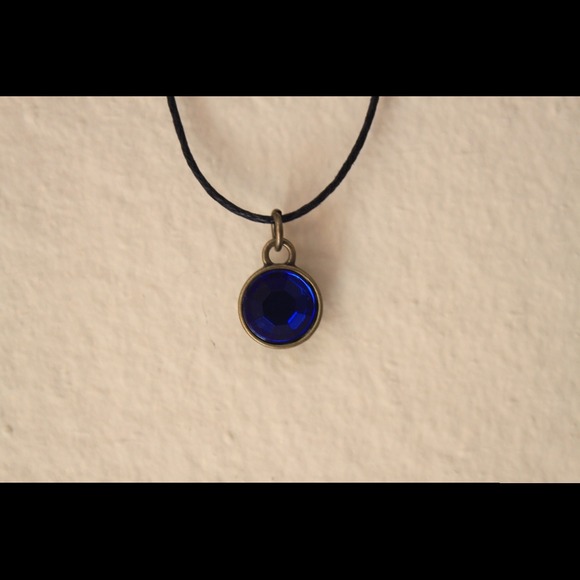 BLUE RHINESTONE CHOKER