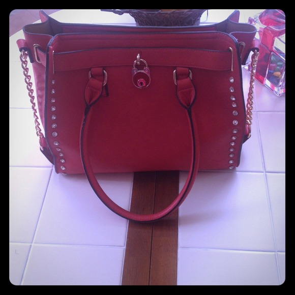 🚫🚫SOLD LOCAL🚫🚫 Red Michael Kors lookalike!