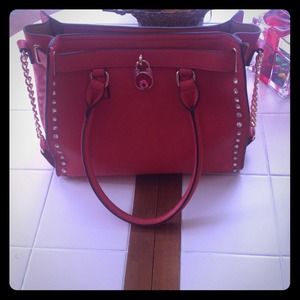 🚫🚫SOLD LOCAL🚫🚫 Red Michael Kors lookalike!