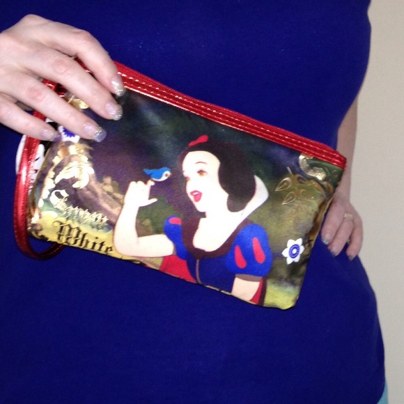 e.l.f. Clutches & Wallets - 🍎HP 9/14 • SOLD Bundled for @gnice0303🍎