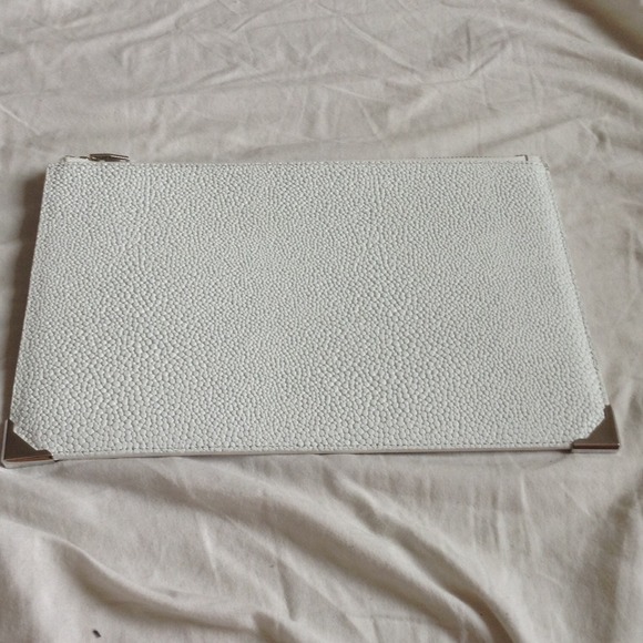 Alexander Wang- White Pebble Envelope
