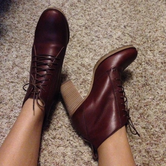 Labor Day Sale*** Madewell, brown leather boots